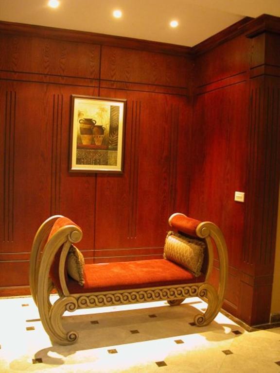 มิลาน ดีลักซ์ สวีท Hotel อัลโคห์บาร์ ภายนอก รูปภาพ